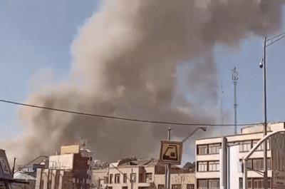 Israel y Estados Unidos bombardearon Irán: registraron al menos 53 muertes en una escuela y Teherán ya inició una contraofensiva