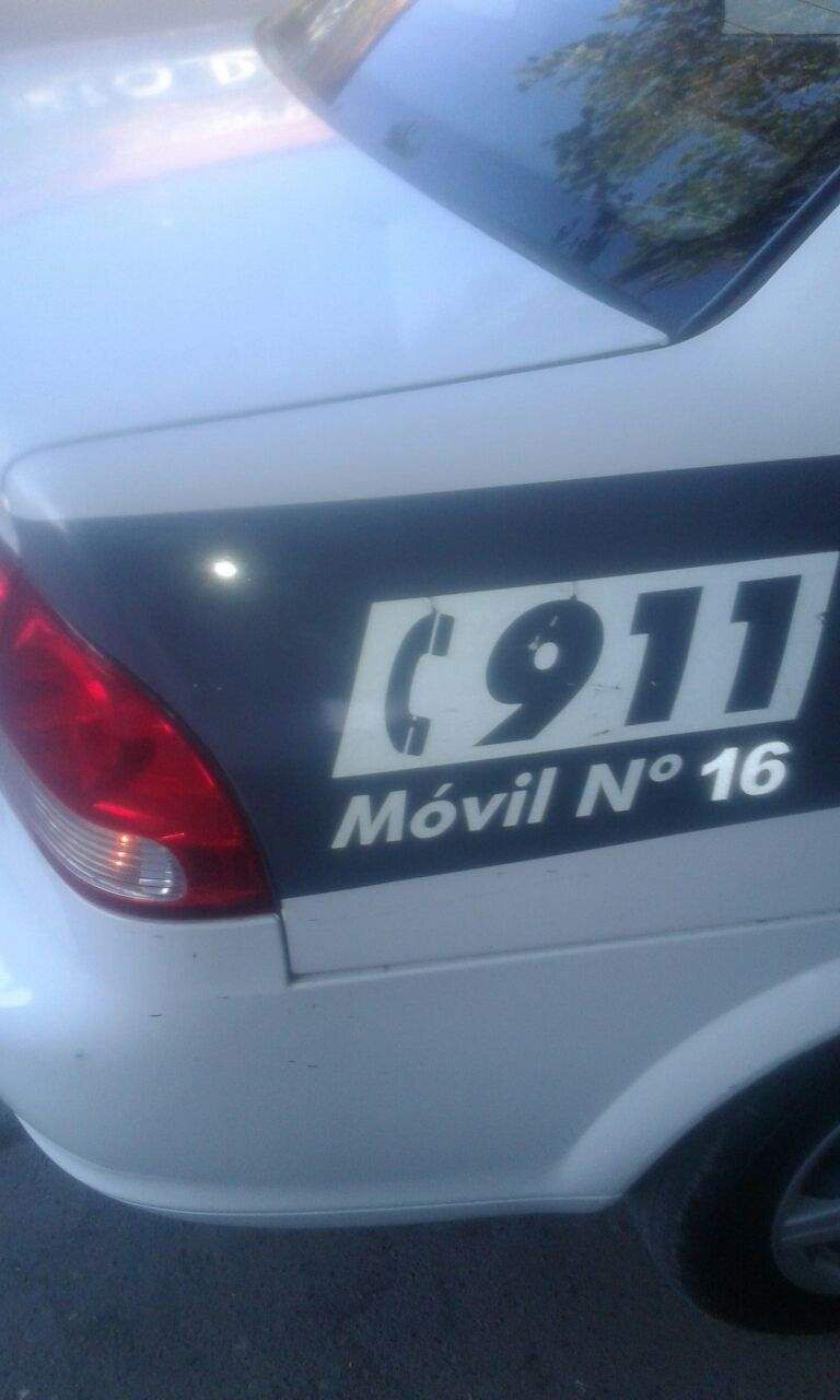 El patrullero que fue dañado por Oyola.