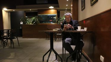 El gustito que tardó una eternidad: postales de la vuelta de los cafés