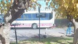 Violento choque entre una moto y un colectivo en San Martín: un hombre terminó en el hospital Violento choque entre una moto y un colectivo en San Martín: un hombre terminó en el hospital