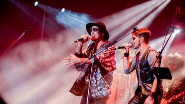 Illya Kuryaki and the Valderramas hizo menear al público