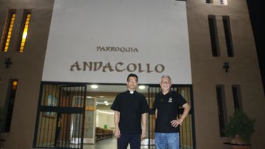 Un surcoreano, un keniata y un español, los curas que vinieron para revolucionar La Bebida