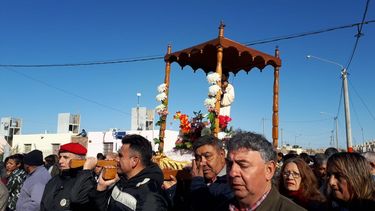 Miles de sanjuaninos condujeron en procesión al santo patrono del pan y del trabajo
