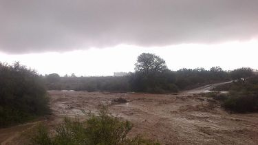 Sarmiento: Cinco localidades quedaron incomunicadas por las lluvias