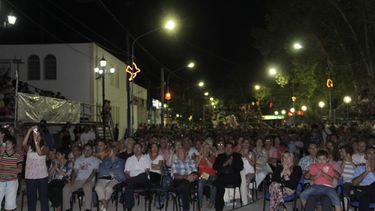 Albardón cierra su Fiesta para Todos con chaparrón y a puro cuarteto