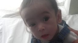 Un bebé sanjuanino necesita viajar para poder vivir y la obra social ni siquiera los atiende