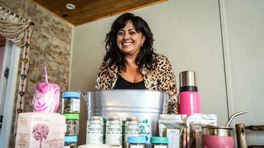 La yerbeza y la hierba orgánica, en manos de una sanjuanina&nbsp;