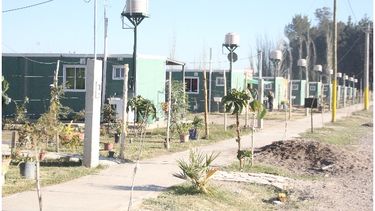 El Bustelo, barrio ejemplar de módulos de emergencia