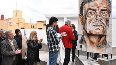 A 13 años de su desaparición, homenajearon a Tellechea con una obra de arte