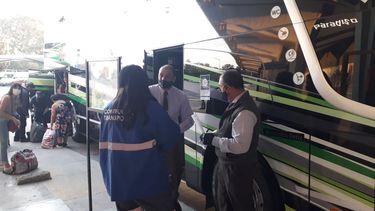 Tras 7 meses parados, volvieron los micros de larga distancia a San Juan