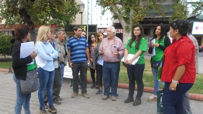 Arrancó el diagnóstico fitosanitario de arbolado en Plaza 25 de Mayo