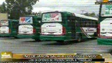 Los choferes vinieron a trabajar pero el sindicato no los dejó salir