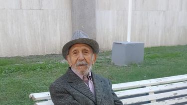 El insólito momento del sanjuanino que cumplió 100 años en medio del caos bancario