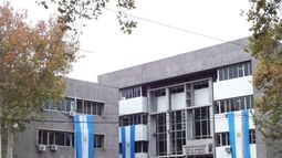 Pago de contribuciones por los servicios en Capital