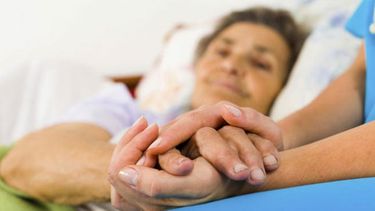 Tras un hogar estatal para los enfermos de Alzheimer