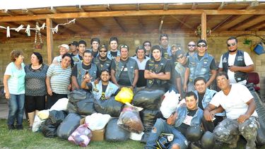 Motoqueros solidarios ayudaron a damnificados por las lluvias en Ullum