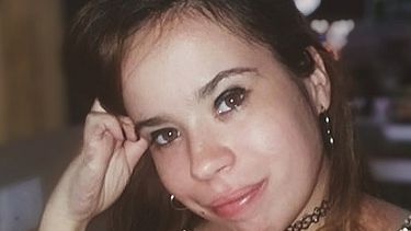 La sanjuanina que sueña con enamorar en internet con sus novelas