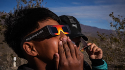 Las mejores fotos del sensacional eclipse anular de Sol visto desde Barreal