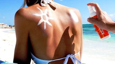 Reglas básicas de un buen bronceado en la playa