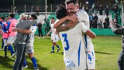 Batacazo de 9 de Julio: eliminó a Desamparados, el gran candidato del torneo, y jugará la final del fútbol sanjuanino ante Minero Batacazo de 9 de Julio: eliminó a Desamparados, el gran candidato del torneo, y jugará la final del fútbol sanjuanino ante Minero