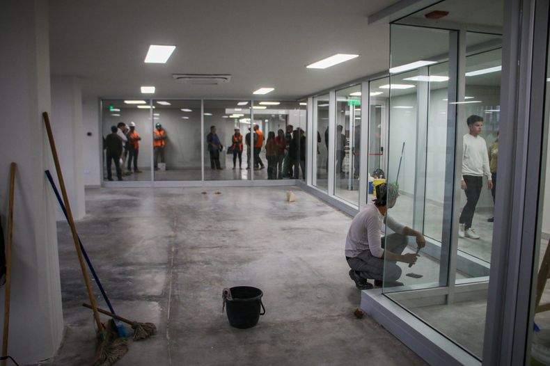 Aquí estará ubicado el gimnasio para atletas de alto rendimiento. Asimismo, el recinto también tiene vestuarios, salas de musculación, talleres y todos los requerimientos que solicita la UCI para participar en competencias internacionales.&nbsp;