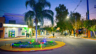 Santa Lucía sumó un nuevo polo comercial.