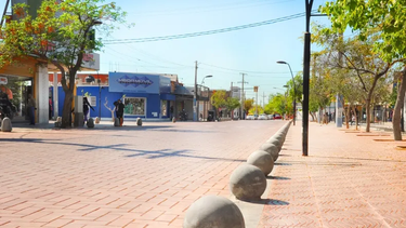 Con prendas y accesorios desde $1000, se viene la segunda edición del super outlet de Rawson