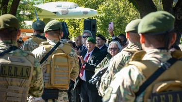 Emotivo desfile en honor a los veteranos y caídos en Malvinas: las mejores postales