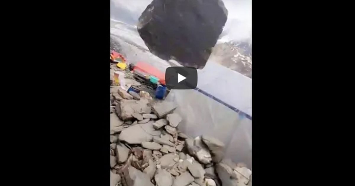 Viral: salva su vida por poco luego de esquivar una enorme roca desprendida