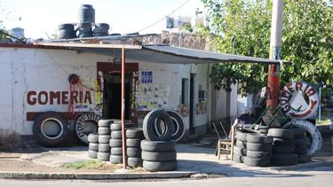 Tras el anuncio del presidente, las gomerías y talleres sanjuaninos abrieron sus puertas