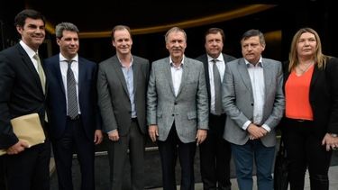 Uñac irá a una reunión clave por el Fondo del Conurbano