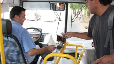 Transporte de pasajeros: la licitación esperará un año más