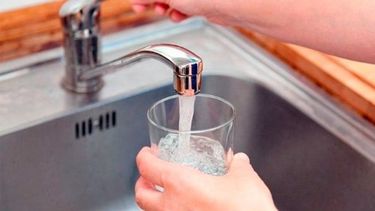 Mañana restringen servicio de agua en Rivadavia