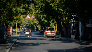 Como se había anunciado, el martes comenzó con el paro de colectivos y cambió el panorama de las calles de San Juan.