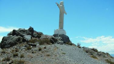 El Cristo que toca el cielo