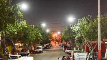 Chimbas inaugura otra obra de iluminación: mirá qué zona se beneficiará
