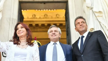 Alberto Fernández prepara un mensaje en cadena nacional en medio de las especulaciones por las candidaturas Alberto Fernández prepara un mensaje en cadena nacional en medio de las especulaciones por las candidaturas