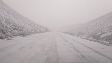 Las fotos de la nieve en San Juan: piden precaución en la ruta