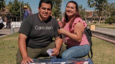 Mas de cincuenta beneficiarios chimberos recibieron equipamiento para emprender sus proyectos