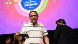 Un médico que atiende gratis fue elegido el sanjuanino solidario del año