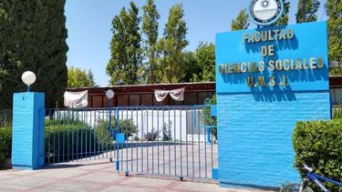 La semana arrancó con paro en las universidades.