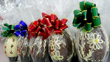 Cómo comprar huevos en una feria virtual en San Juan.