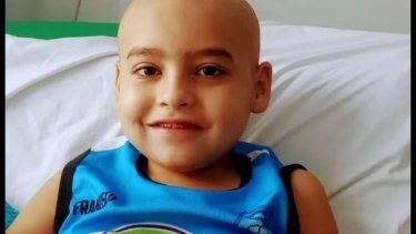 Hacen una rifa solidaria para ayudar a Francisco, un nene de Carpintería con leucemia