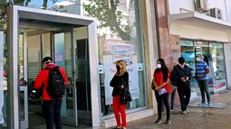 El conflicto de los frentistas con los bancos en el centro