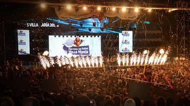 Una banda sanjuanina revolucionó el escenario del Festival de Peñas de Villa María