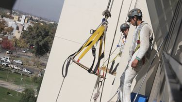 Colgados, pero muy limpios