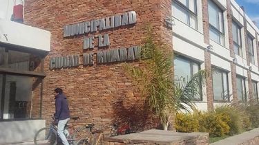 Por el aniversario de Rivadavia no habrá atención en el edificio municipal