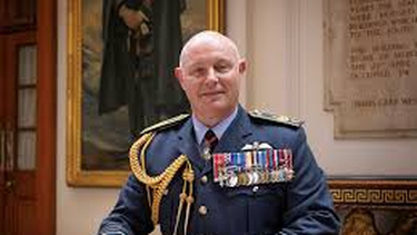 El jefe de la Fuerza Aérea británica afirmó que la defensa de las Islas Malvinas es innegociable