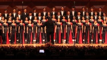 Disfrutá al aire libre de las voces del coro de China