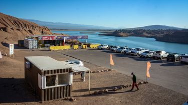 Video: un castillito entre montañas y el dique de Ullum